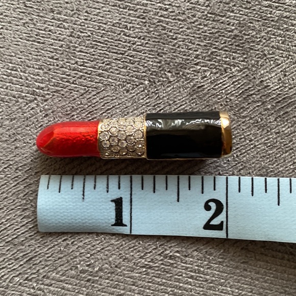 Enamel Lipstick Brooch Pin - Picture 6 of 10